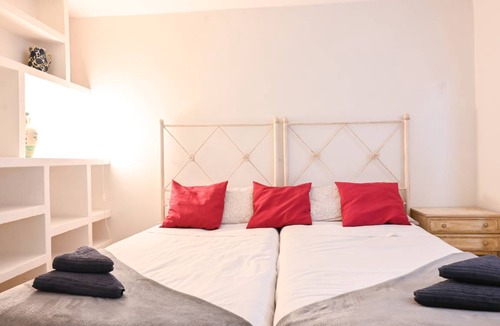 Hispanoamerica Apartment | 75 m² Apartment ∙ 2 bedrooms ∙ 6 guests