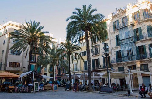 La Llotja-Born Apartment | 75 m² Apartment ∙ 3 bedrooms ∙ 7 guests