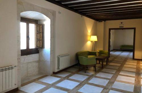 La Vid y Barrios Hotel | 75 m² Hotel ∙ 5 guests