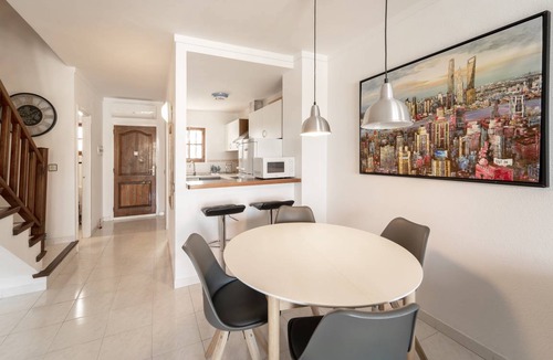 Roses Town Center House | 76 m² House ∙ 2 bedrooms ∙ 4 guests