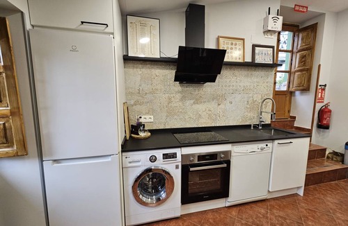 Loro House | 77 m² House ∙ 2 bedrooms ∙ 6 guests