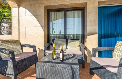 El Mas Mora House | 8 bedroom accommodation in Tordera