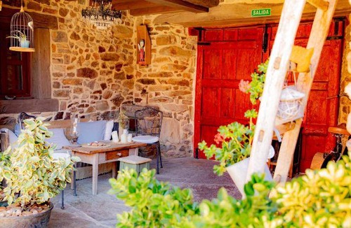 Santa Catalina de Somoza House | 80 m² House ∙ 2 guests