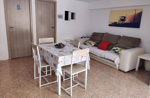 La Pobla de Farnals House | 80 m² House ∙ 2 bedrooms ∙ 4 guests