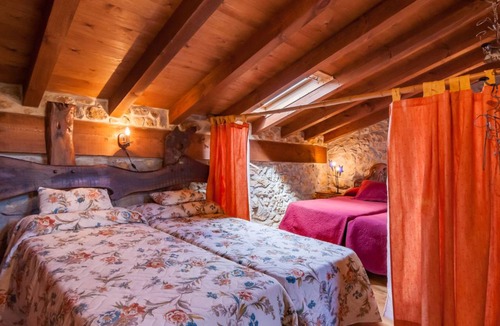 Herrerias House | 80 m² House ∙ 2 bedrooms ∙ 4 guests