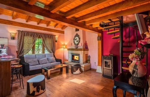 Fontibre House | 80 m² House ∙ 2 bedrooms ∙ 6 guests
