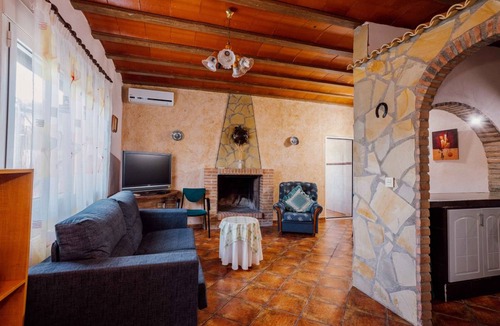 Navares House | 80 m² House ∙ 2 bedrooms ∙ 6 guests
