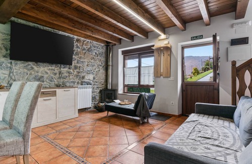 Lena House | 80 m² House ∙ 2 bedrooms ∙ 6 guests