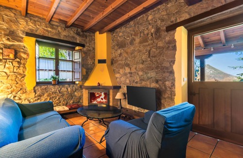 Quiros House | 80 m² House ∙ 2 bedrooms ∙ 5 guests