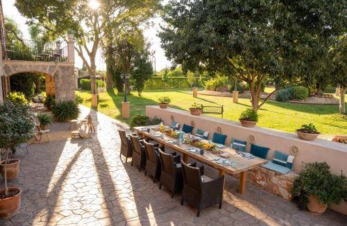 Santa Maria del Cami Villa | 8000 m² Villa ∙ 8 bedrooms ∙ 16 guests