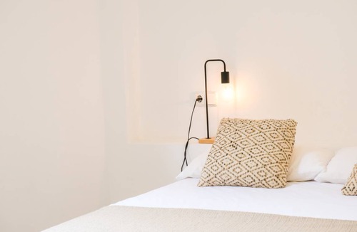 Besalu Apartment | 90 m² Apartment ∙ 2 bedrooms ∙ 4 guests