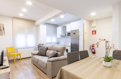 Castanos Apartment | 90 m² Apartment ∙ 2 bedrooms ∙ 3 guests