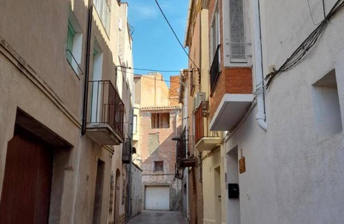 Vinebre Apartment | 90 m² Apartment ∙ 3 bedrooms ∙ 6 guests