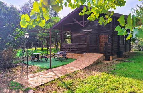 El Robledo House | 90 m² Farmhouse ∙ 3 bedrooms ∙ 8 guests