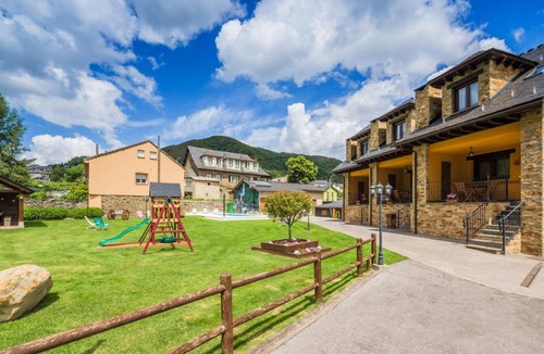 Caboalles de Abajo House | 90 m² House ∙ 2 bedrooms ∙ 4 guests