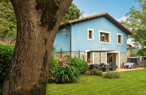 Rales House | 90 m² House ∙ 2 bedrooms ∙ 4 guests