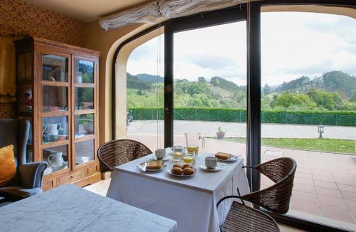 Villaviciosa House | 90 m² House ∙ 3 bedrooms ∙ 8 guests