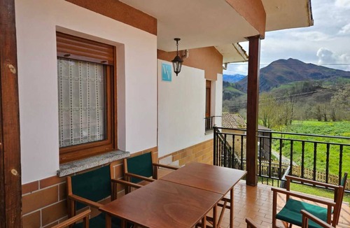 Parres House | 90 m² House ∙ 3 bedrooms ∙ 6 guests