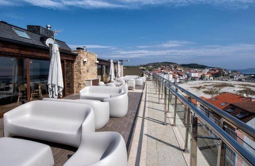 Laxe Apartment | 90 m² Serviced apartment ∙ 3 bedrooms ∙ 127 guests