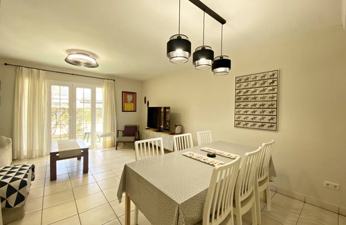 Vera Beach House | 97 m² House ∙ 2 bedrooms ∙ 4 guests