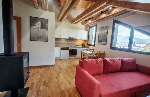 Pla de l'Ermita Apartment | Aüt 3 Dachgeschosswohnung in Vall de Boí by Interhome