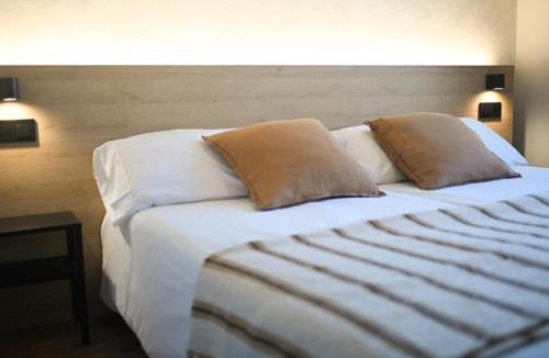 Pontedeume Hotel | A Casa da Toura