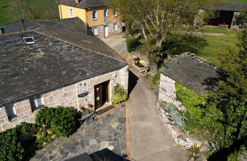 Sarria Hostel | A casa de Carmen