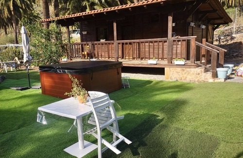 San Bartolome de Tirajana Cabin | "A tu VERA" is ideal for spending an idyllic holiday in Fataga!