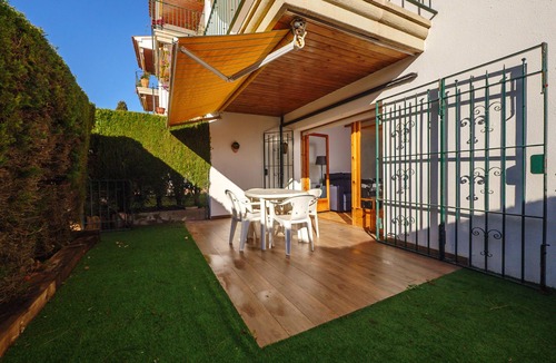 Calella de Palafrugell Apartment | AA-1 Cozy apartment in the center with pool.