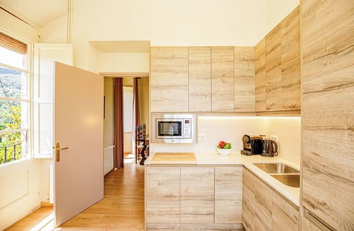 Besalu Apartment | Abadia Mirador The Best Panoramic Views