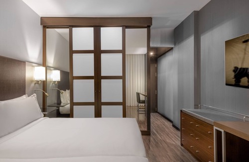 Rejas Hotel | AC Hotel by Marriott Madrid Airport
