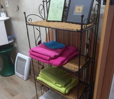 Becerril de la Sierra Apartment | Acogedora casita loft de piedra con piscina compartida