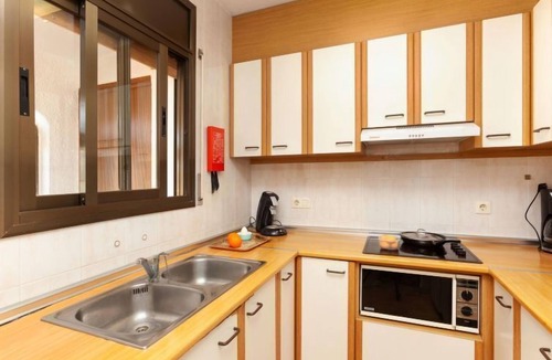 L'Escala Apartment | Adelfa apt 6 by Interhome