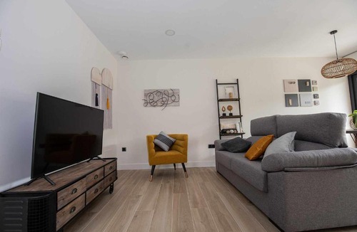 Poo Apartment | ADOSADO-DUPLEX ADAPTADO zona de playa y montaña