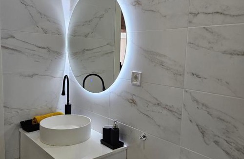 Valladolid Apartment | AdriVA Apartamento-Loft Imperial centro WIFI