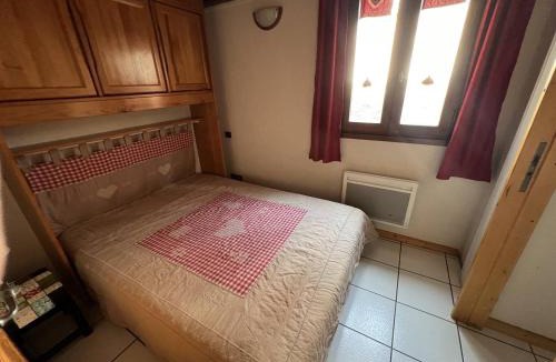 Pyrenees 2000 Villa | AGREABLE CHALET MITOYEN 8 COUCHAGES SUR PYRENEES 2000