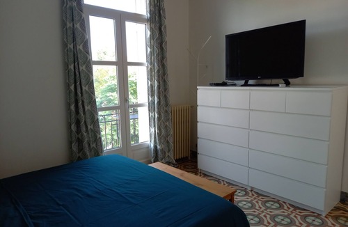 Saint-Jean House | Air-conditioned room Private bathroom Garage Breakfast