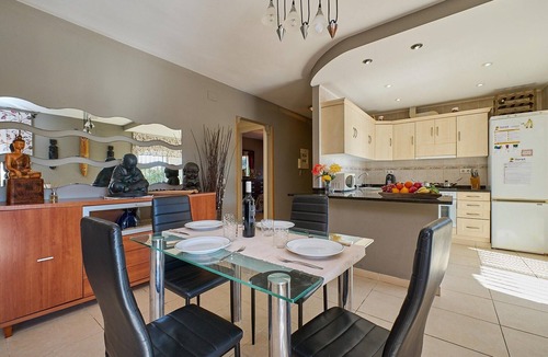 Lloret Blau Villa | Airy escape near Lloret coast