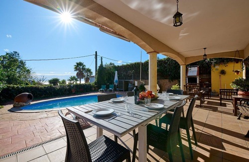Lloret Blau Villa | Airy escape near Lloret coast