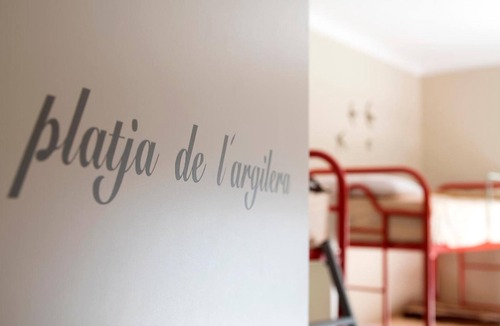 Llanca Hostel | Alberg Costa Brava - Hostel