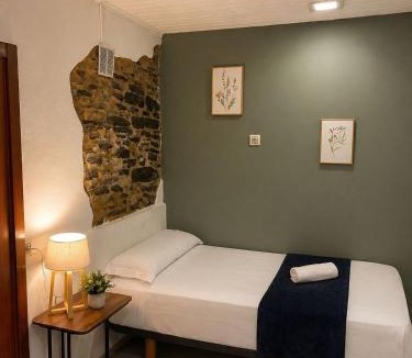 Arzua Hostel | Albergue Amodiño