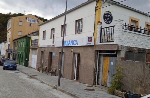 Triacastela Hostel | Albergue Berce do Camiño
