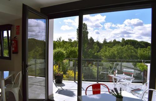 Pesquera de Duero Hostel | ALBERGUE HOSTING DUERO
