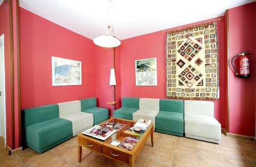Sarria Hostel | Albergue O Durmiñento