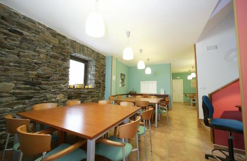 Sarria Hostel | Albergue O Durmiñento