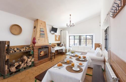 Manjiron Hostel | Albergue Sierra Norte