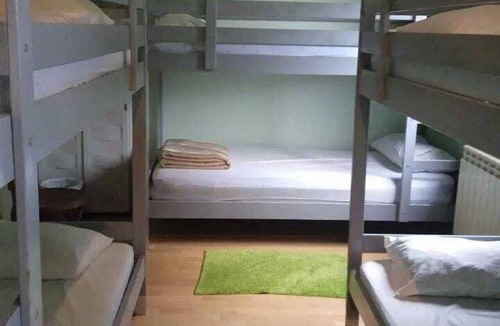 Leon Hostel | Albergue Vieira - Hostel