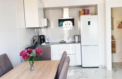 Coveta Fuma House | ALKABIR sea view beach bungalow