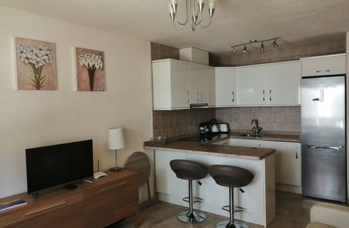 La Zenia House | All one level, suitable for couples, Young Families, winter rent & home working.