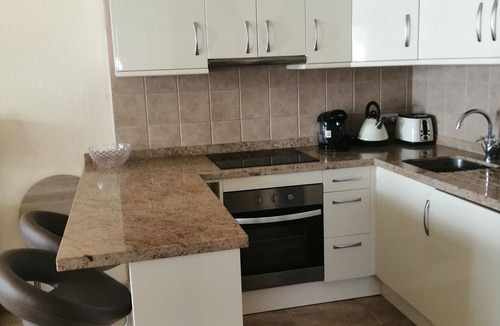 La Zenia House | All one level, suitable for couples, Young Families, winter rent & home working.